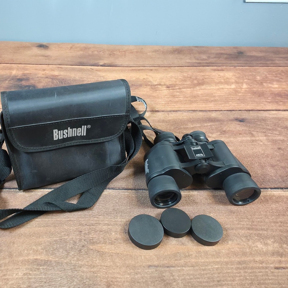 Bushnell Binoculars 7x35 Black Excellent Insta-Focus 420ft at 1000yds